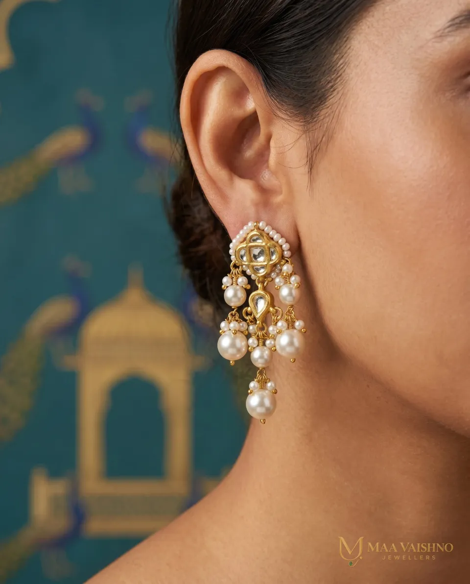 22kt Gold Polki White Chowfully Earrings — product photograph