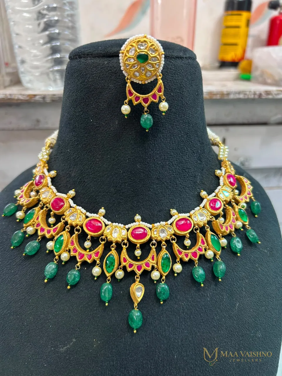 Dubai Side Chand Set — product photograph 3