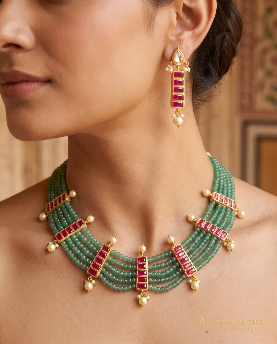 22kt Gold Reversible Polki Kundan Set — product photograph