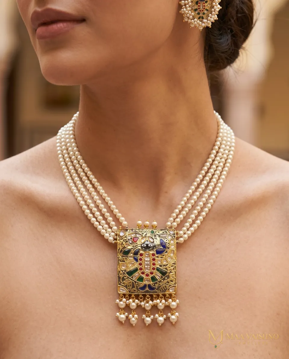 22kt Gold Polki Shreenathji Pearl Pendant Set — product photograph