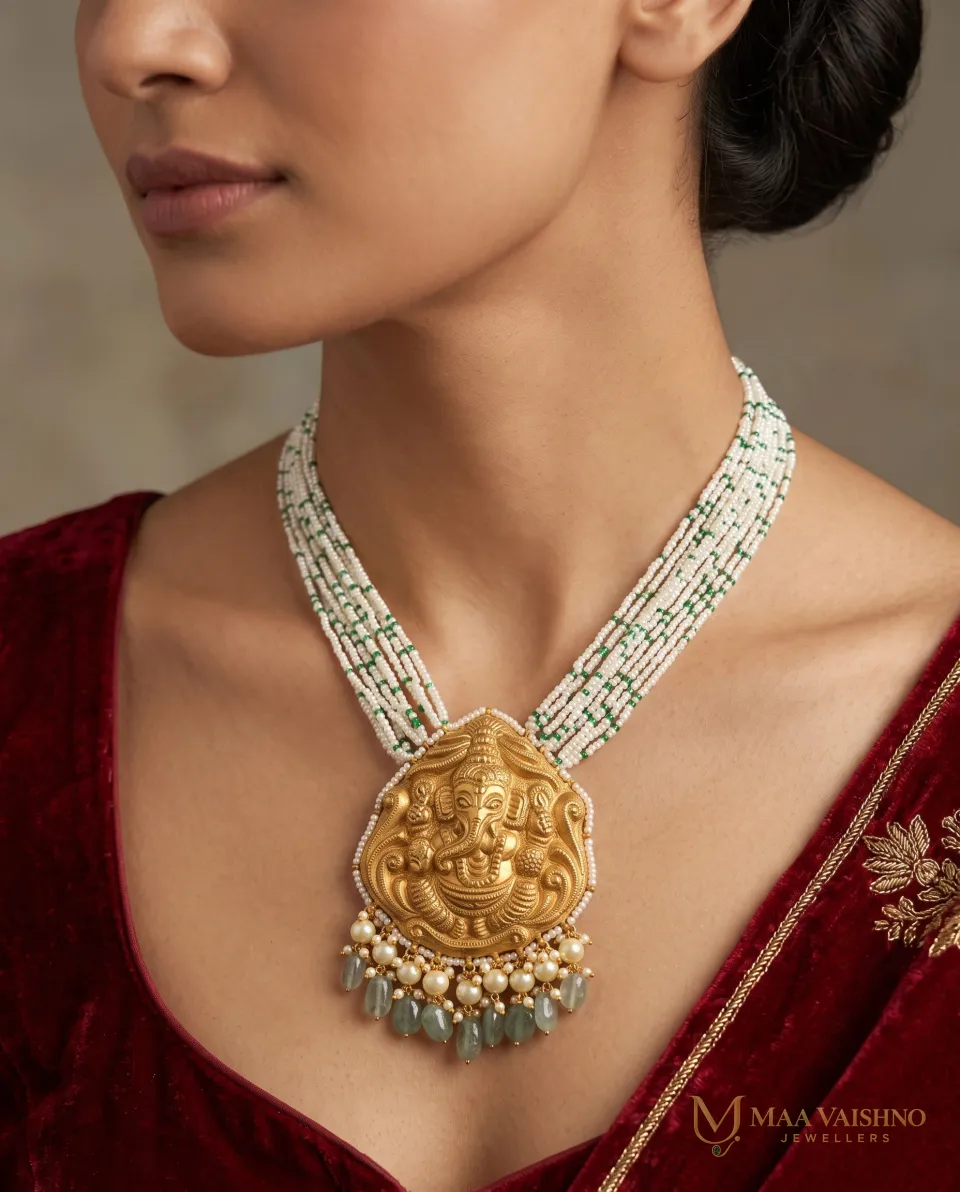 22kt Gold Ganesh Pendant — product photograph